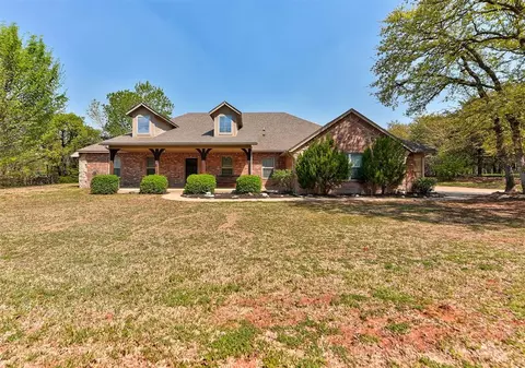 809 Breezy Hill Rd, Edmond, OK 73025