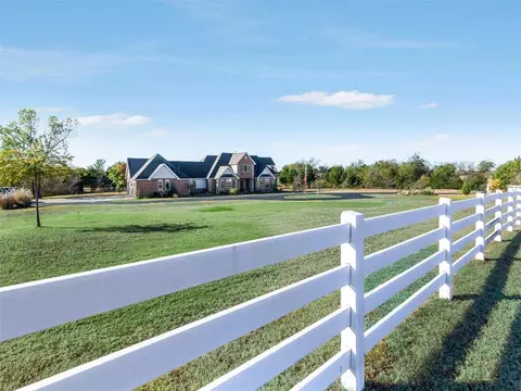 4200 Fox Croft Rd, Norman, OK 73026 photo 4