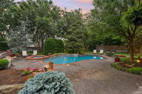 18709 Saddle River Dr, Edmond, OK 73012