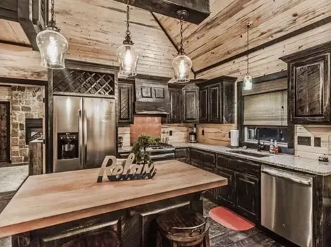 Kitchen - Undisclosed, Broken Bow, OK 74728 photo 1 of 2