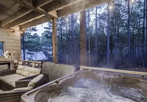 Exterior - Undisclosed, Broken Bow, OK 74728 photo 6 of 7