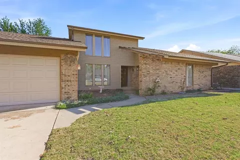 10036 Paisley Rd, Yukon, OK 73099