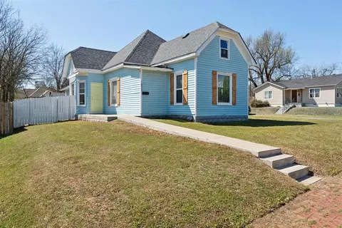 1823 W Noble Ave, Guthrie, OK 73044