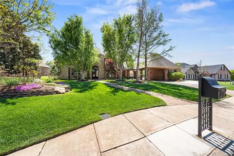 408 Oak Summit Rd, Edmond, OK 73025