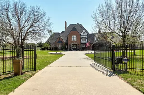 1248 W Sw 59th St, Mustang, OK 73064