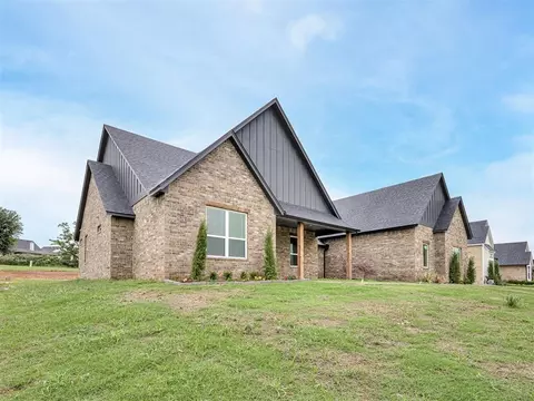 1559 Pedras Pl, Newcastle, OK 73065