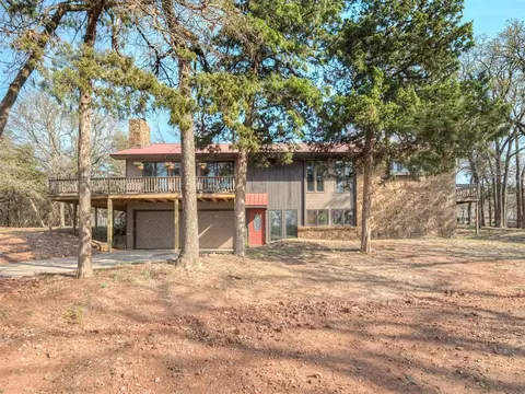 701 Timber Lane Dr, Anadarko, OK 73005