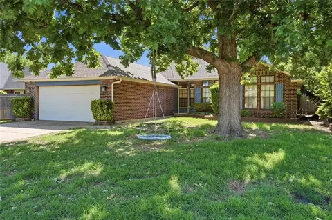 17132 Sunny Hollow Rd, Edmond, OK 73012