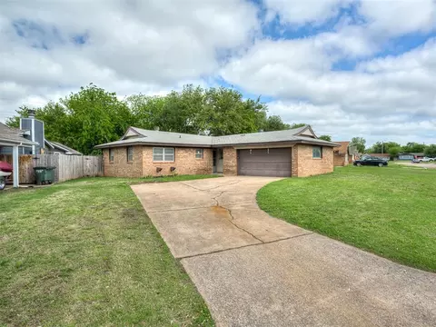 1421 Shalimar Dr, Del City, OK 73115
