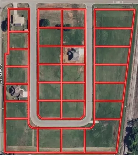 7 Flintlock Trl, Clinton, OK 73601