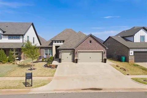 14504 Chambery Ct, Yukon, OK 73099