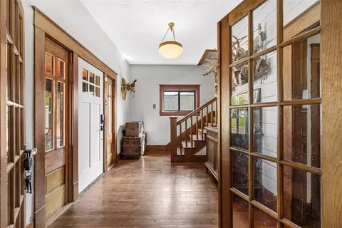 Entry Way - 201 S 6th St, Marlow, OK 73055 photo 2 of 6