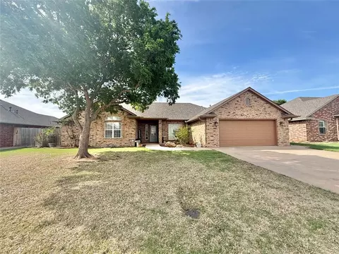 1208 Sheryl Ln, Altus, OK 73521