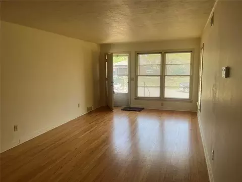 3251 Otterson Dr, Oklahoma City, OK 73112