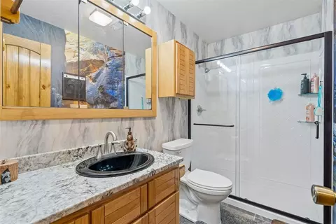 Bath - 105002 S Hidden Valley Dr, Mcloud, OK 74851 photo 3 of 3