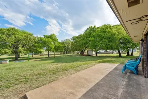 Exterior - 105002 S Hidden Valley Dr, Mcloud, OK 74851 photo 8 of 11