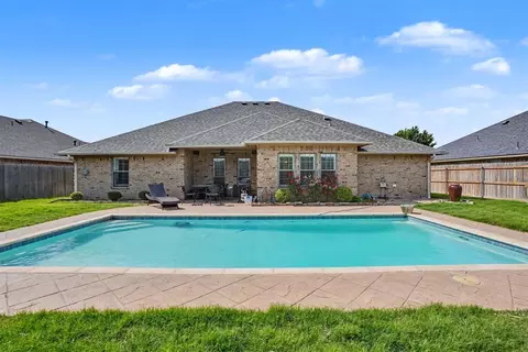 Exterior - 809 Candace Ln, Altus, OK 73521 photo 6 of 7