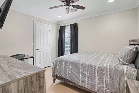 Bedroom - 809 Candace Ln, Altus, OK 73521 photo 4 of 9