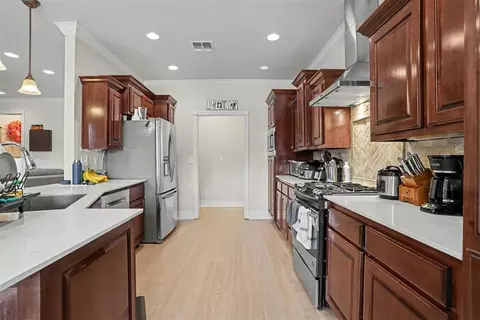 Kitchen - 809 Candace Ln, Altus, OK 73521 photo 2 of 5