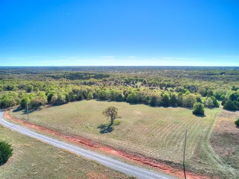 9504 Royal Oak Dr, Arcadia, OK 73007