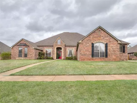 513 NW 156th Cir, Edmond, OK 73013