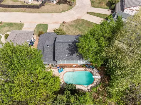 6004 Marlow Ln, Oklahoma City, OK 73132