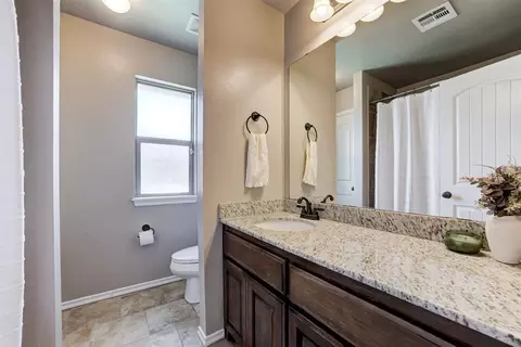 Bath - 5772 Hillside Dr, Guthrie, OK 73044 photo 5 of 5