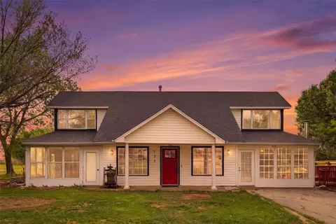132 Mill Ridge Rd, El Reno, OK 73036