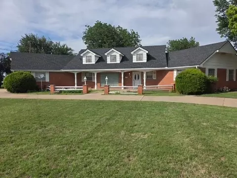 1000 N Byers Ave, Mangum, OK 73554