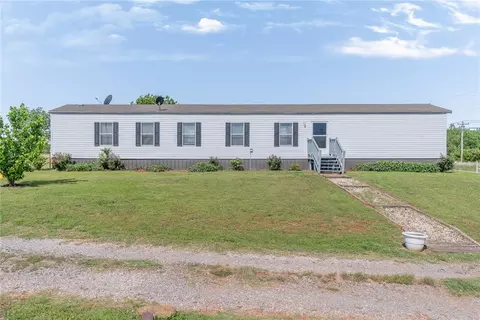 107 Cox Rd, Carney, OK 74832