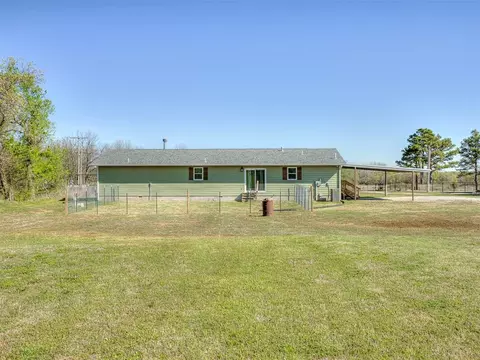 Exterior - 29605 Kickapoo Rd, Mcloud, OK 74851 photo 4 of 5