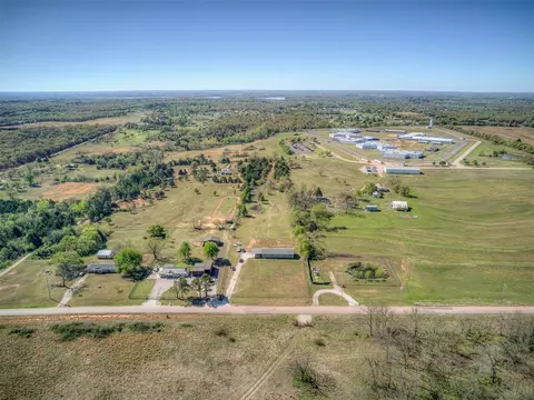 View/Area - 29605 Kickapoo Rd, Mcloud, OK 74851 photo 4 of 5