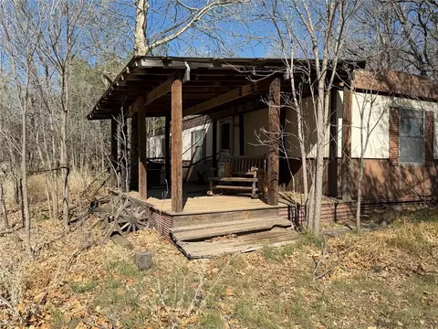Exterior - 20586 E 1476 Rd, Lone Wolf, OK 73655 photo 2 of 10