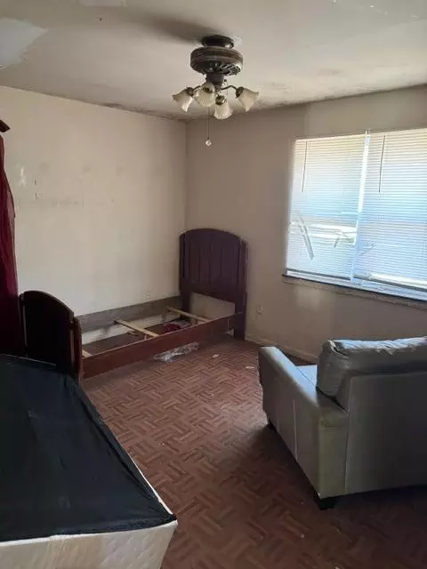 Bedroom - 200 W Barger St, Wayne, OK 73095 photo 2 of 2