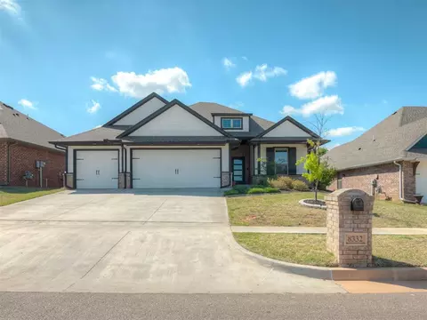 8332 Poplar Dr, Edmond, OK 73034