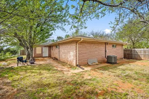 Exterior - 540 E Gracemont St, Gracemont, OK 73042 photo 6 of 6