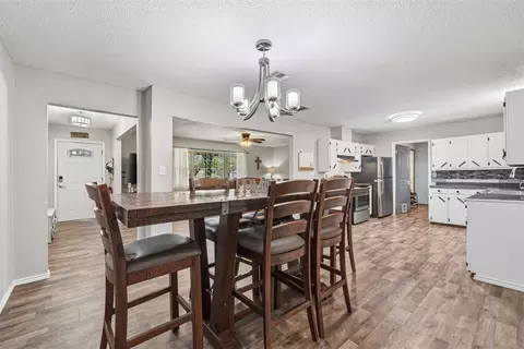 Dining - 540 E Gracemont St, Gracemont, OK 73042 photo 1 of 2