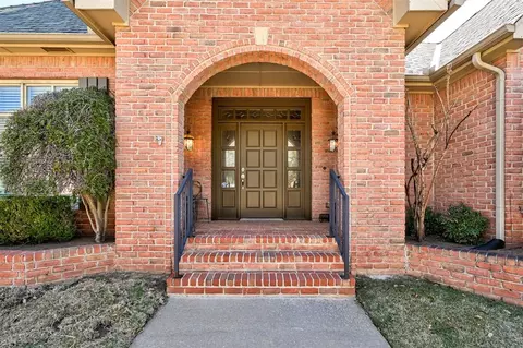 2925 NW 160th St, Edmond, OK 73013