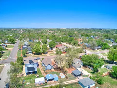 View/Area - 807 E Noble Ave, Guthrie, OK 73044 photo 6 of 7