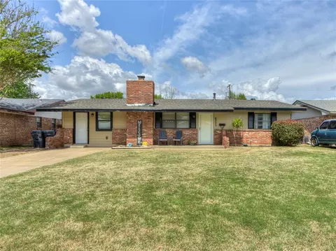 8225 NW 38th Ter, Bethany, OK 73008
