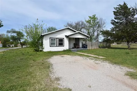 1632 W Strothers Ave, Seminole, OK 74868