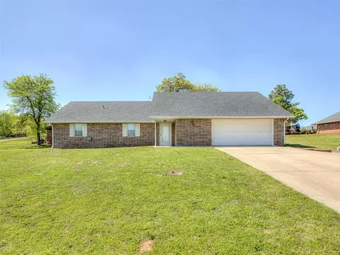 105 Eldridge Ave, Luther, OK 73054