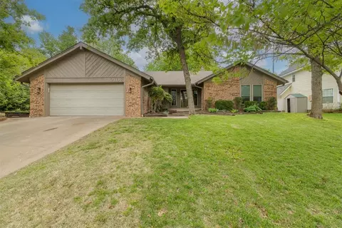 2108 Raintree Rd, Edmond, OK 73013