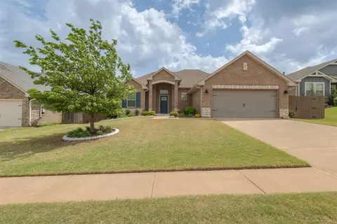 2324 Los Angeles Ave, Edmond, OK 73034