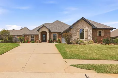 3117 Ash Grove Rd, Edmond, OK 73003