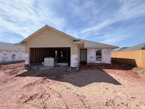 19905 Stovall Dr, Edmond, OK 73012
