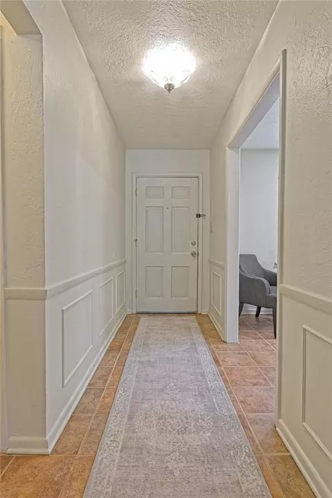 Entry Way - 815 Willow Ln, Norman, OK 73072 photo 1 of 1