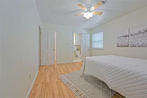 Bedroom - 815 Willow Ln, Norman, OK 73072 photo 3 of 7
