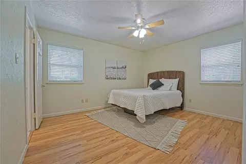 Bedroom - 815 Willow Ln, Norman, OK 73072 photo 1 of 7