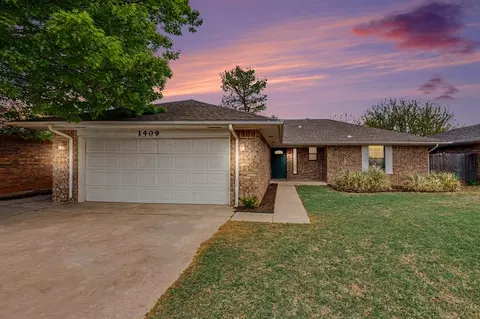 1409 Wilcox Ln, Yukon, OK 73099